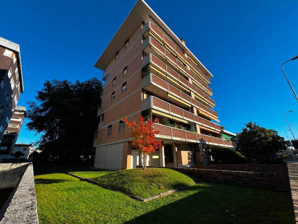 Appartamento a Udine in Via Guarnerio d'Artegna, 47 - Foto 2