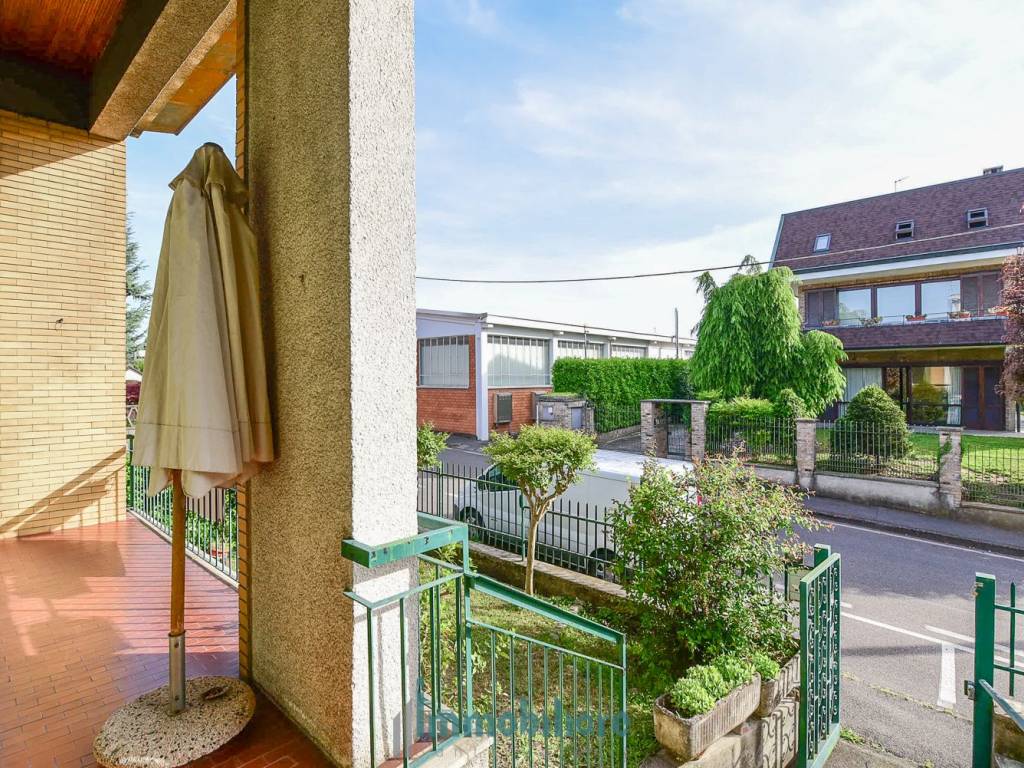 Villa a Cabiate in Viale Brianza, 5 - Foto 3