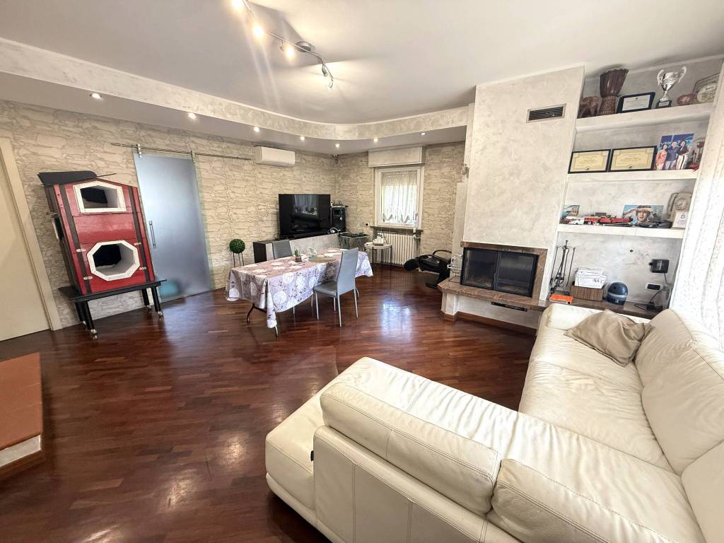 Villa a Vinovo in Viale Piemonte, 4 - Foto 2
