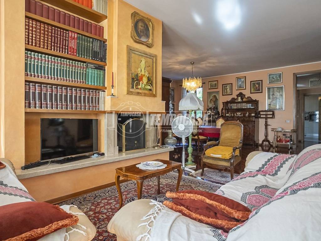 Villa a Montichiari in Corso Martiri della Libertà 80 - Foto 3