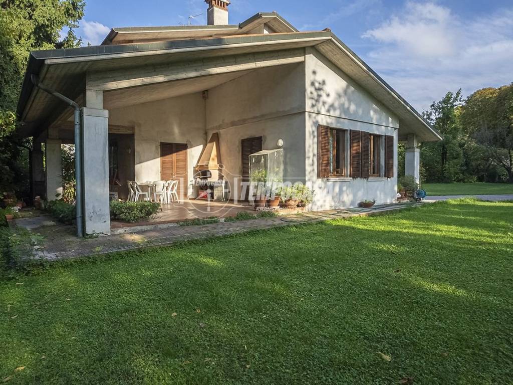 Villa a Montichiari in Corso Martiri della Libertà 80 - Foto 4