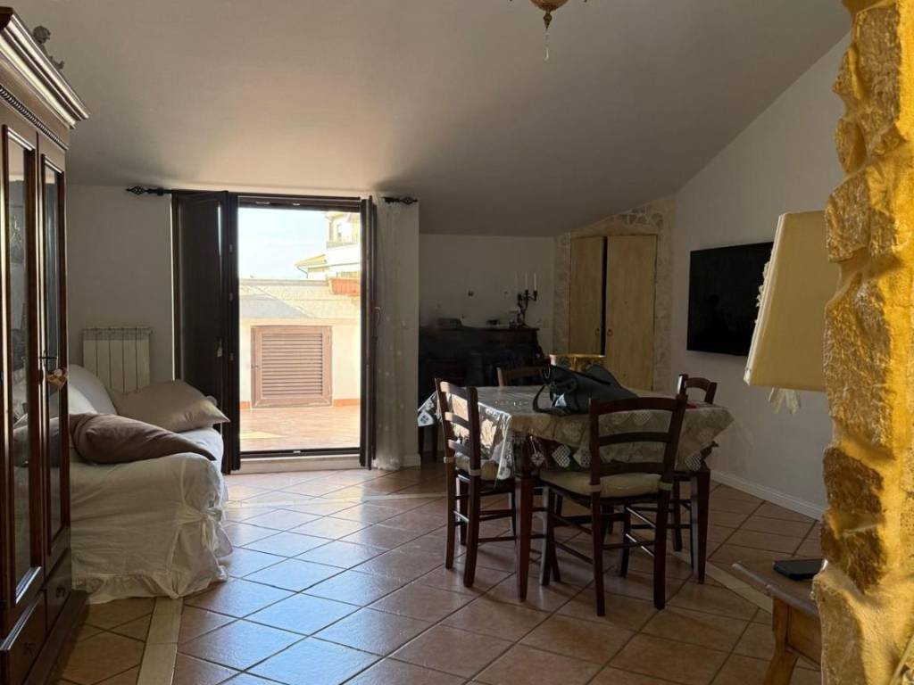 Appartamento a Bastia umbra in Via Foligno , 4 - Foto 2