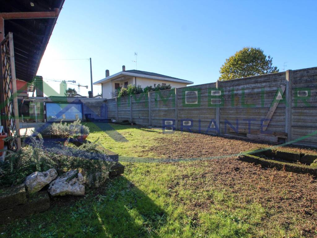 Villa a Somma lombardo in Via Salvioni - Foto 4