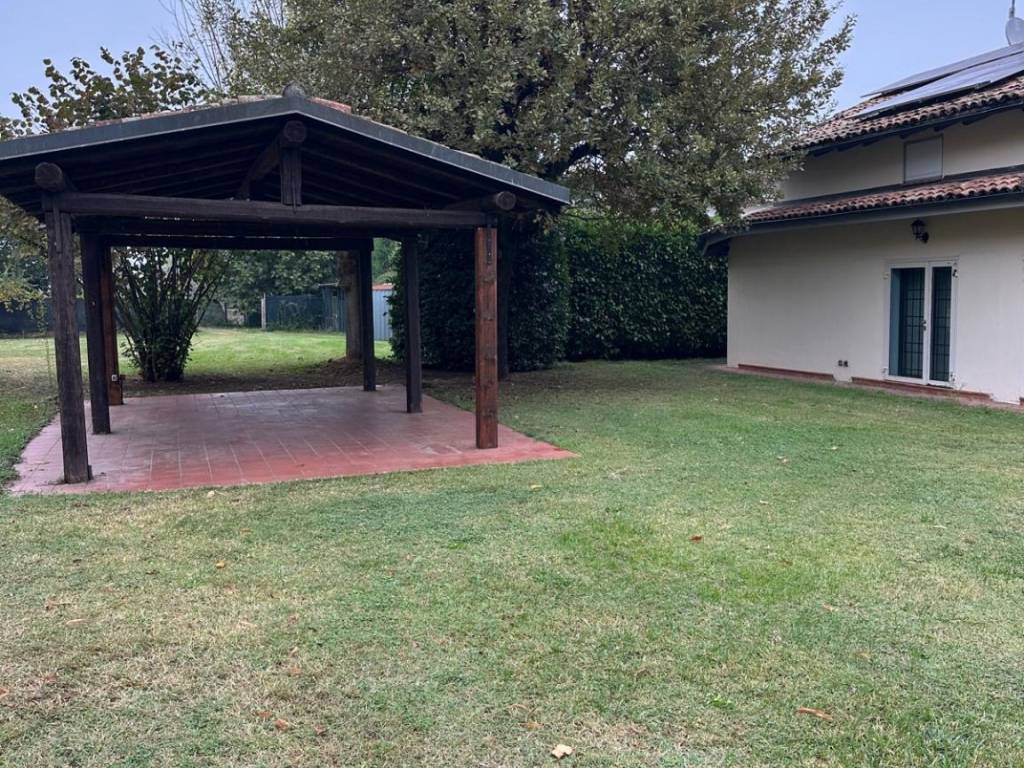 Villa a Castel maggiore in Via Lame, 352 - Foto 2