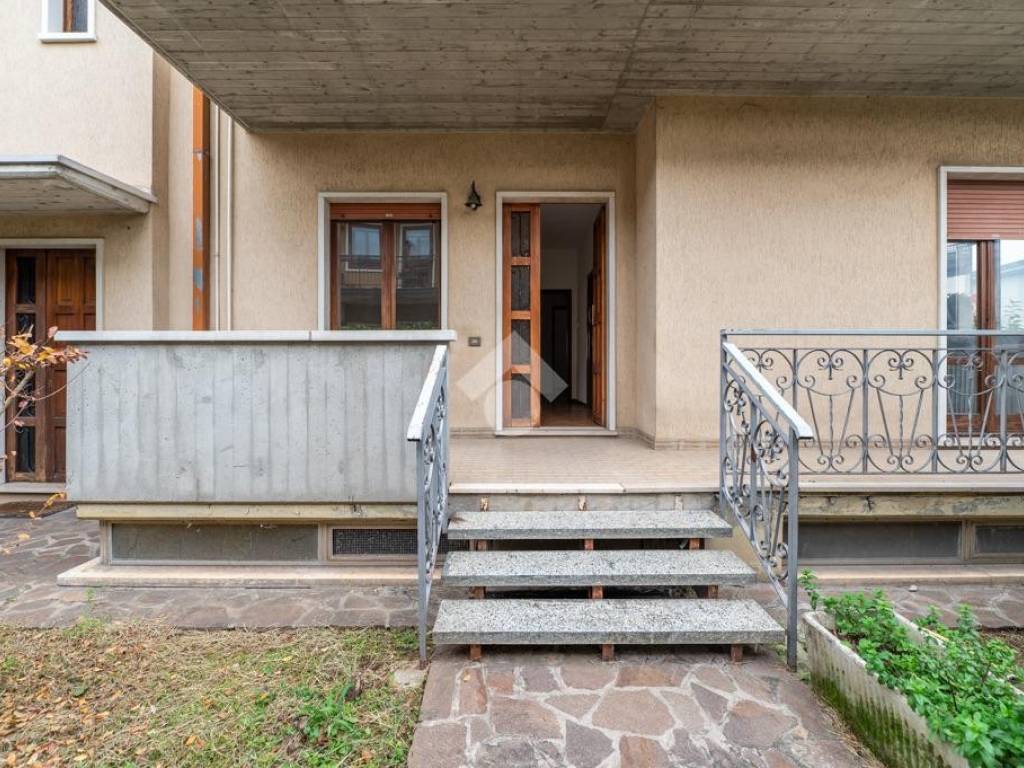 Appartamento a Villafranca di verona in Via Antonio labriola, 3 - Foto 4
