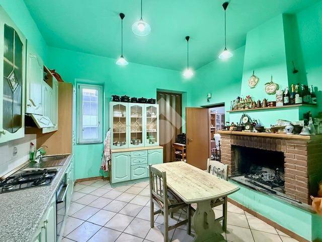 Appartamento a Montefiascone in Via Ruben Rubbi - Foto 2