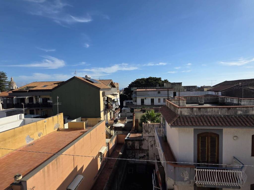 Casa indipendente a Riposto in Via Generale Antonino Cascino - Foto 3