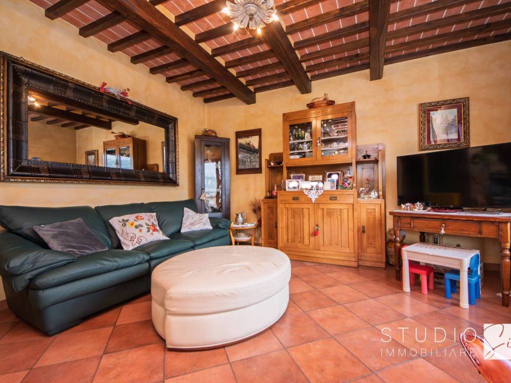 Appartamento a Pistoia in Via Angiola Borgioli - Foto 4