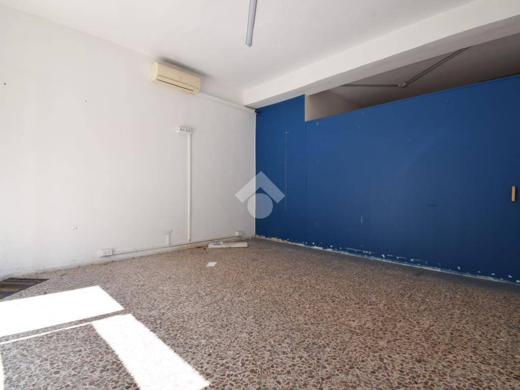 Immobile a Messina in Negozio Via Centonze, 68 - Foto 2