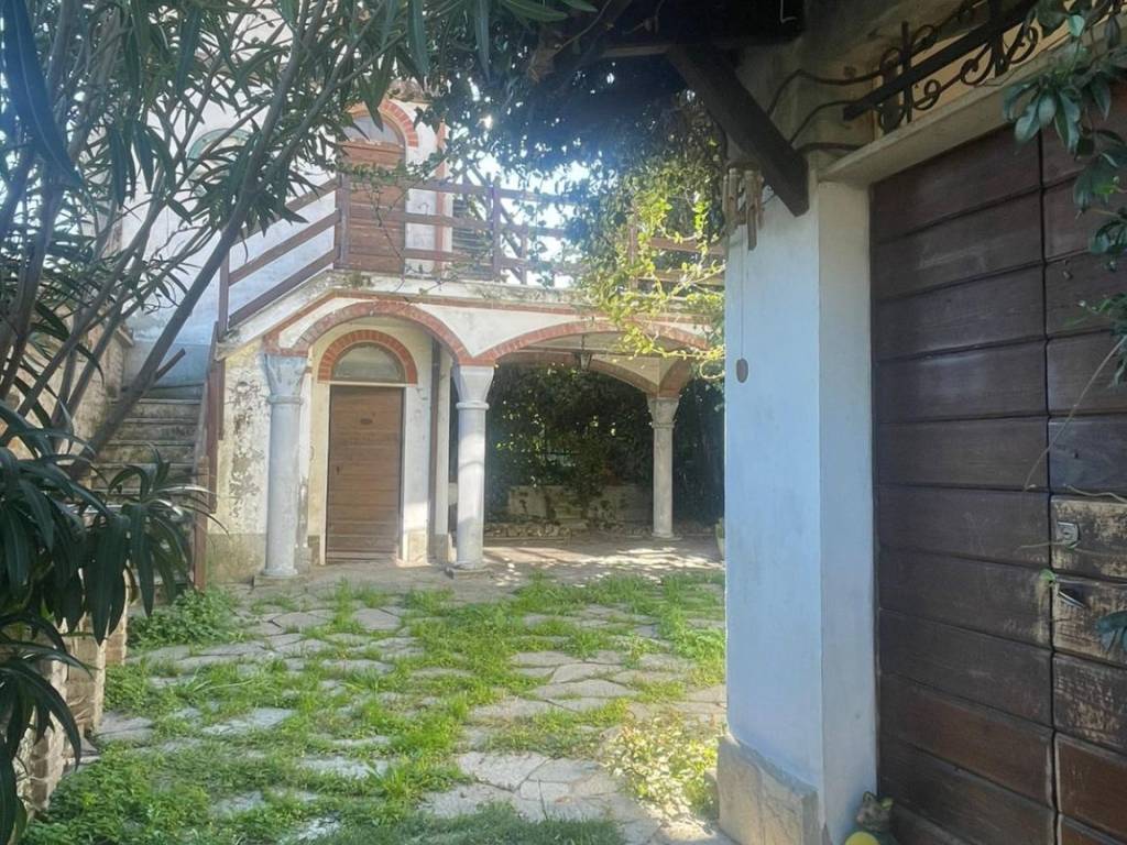 Villa a Tortona in Via Cesare Balbo, 12 - Foto 3
