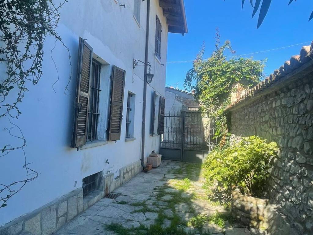 Villa a Tortona in Via Cesare Balbo, 12 - Foto 5