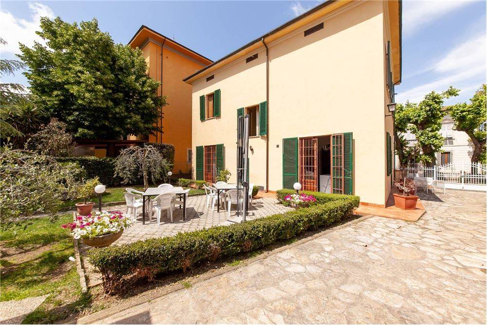 Villa a Casciana terme lari in Viale della Vittoria, 22 - Foto 2