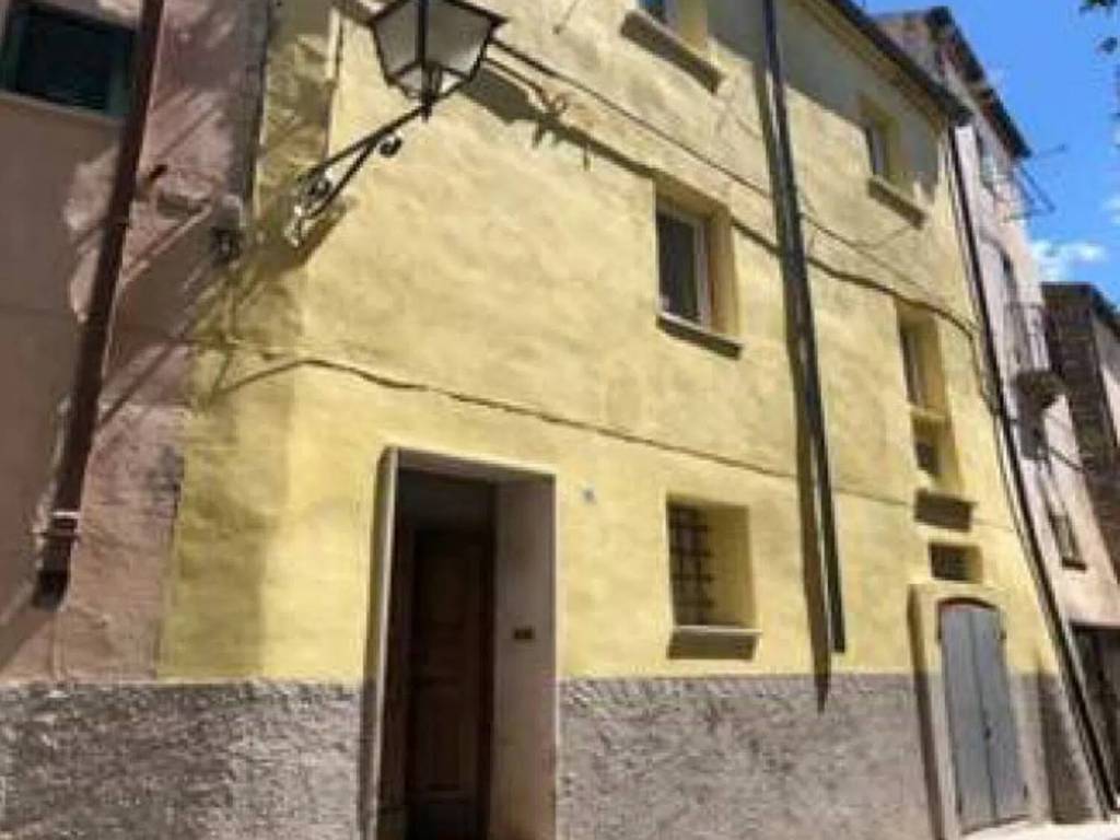 Rustico / casale a Loreto aprutino in Via G Marconi, 41 - Foto 2