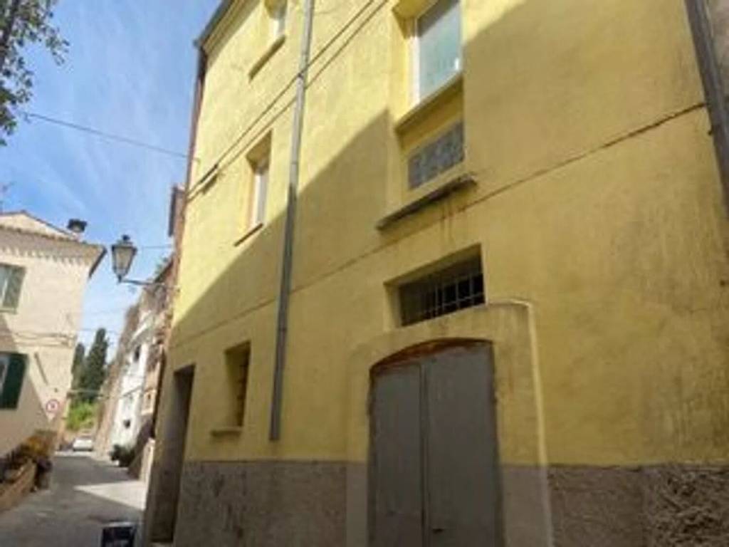 Rustico / casale a Loreto aprutino in Via G Marconi, 41 - Foto 3
