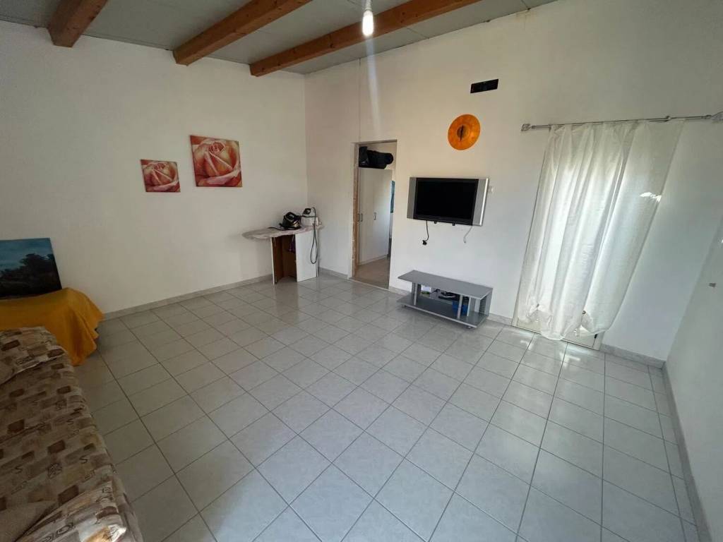 Villa a Vittoria in Via Adua, 158 - Foto 2