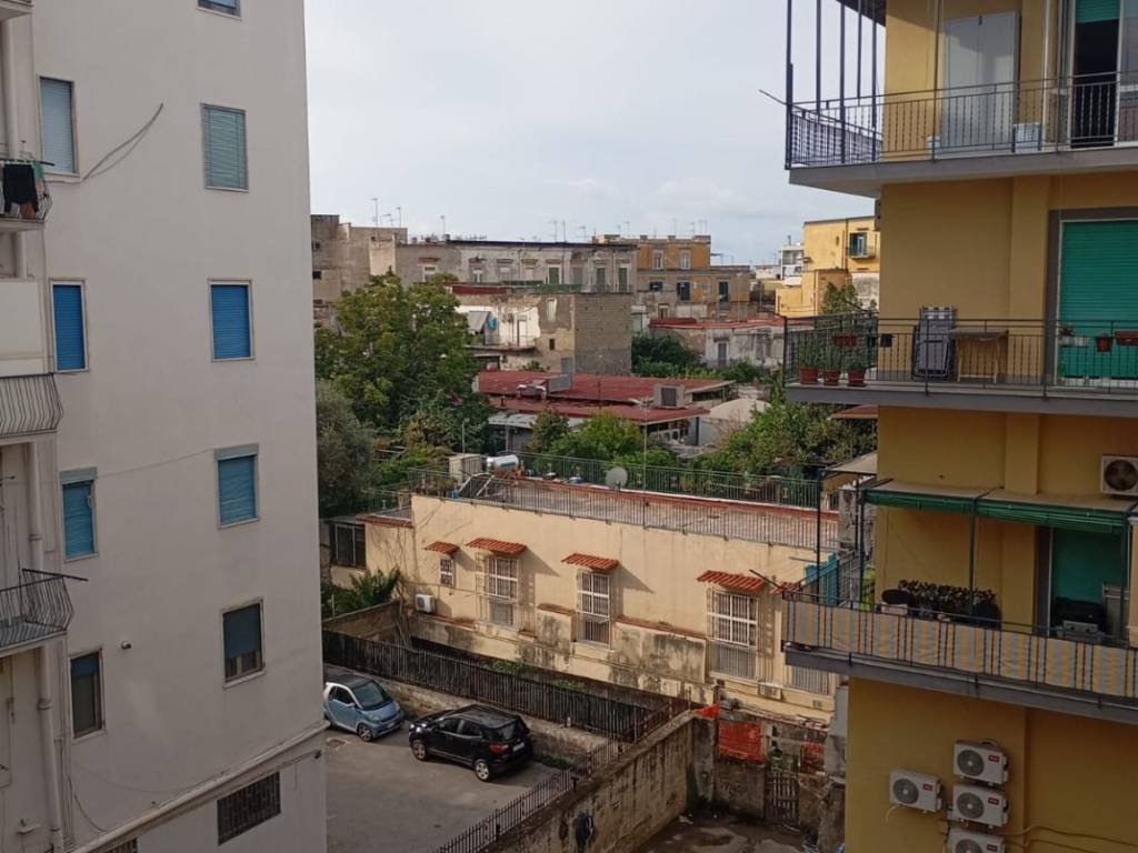 Appartamento a San giorgio a cremano in Via Pittore - Foto 2