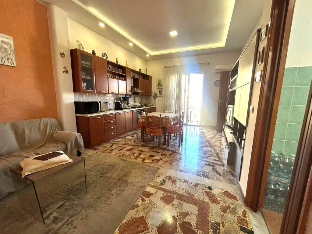 Villa a Vittoria in Via R. Settimo - Foto 3