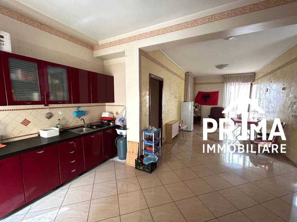 Appartamento a Vittoria in Via Cacc. Delle Alpi, 155 - Foto 2