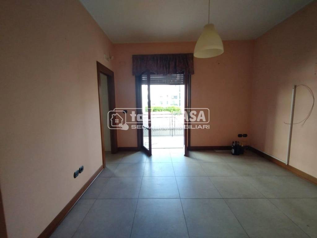 Appartamento a Aversa in Via Raffaello - Foto 3