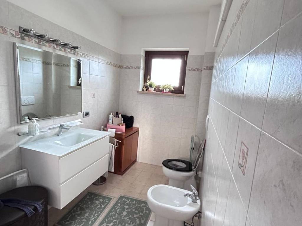 Appartamento a Monterotondo in Via Vulcano - Foto 3