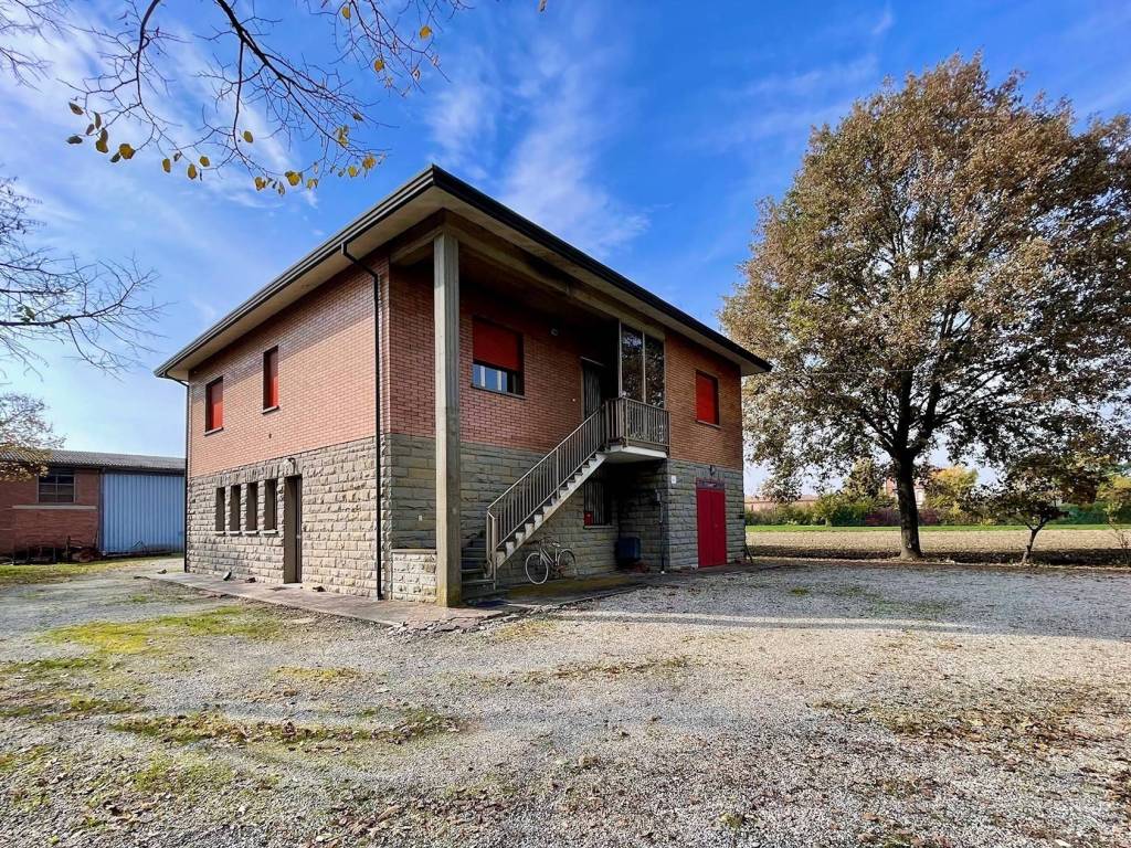 Villa a Medicina in Via San Vitale Est, 2803 - Foto 2