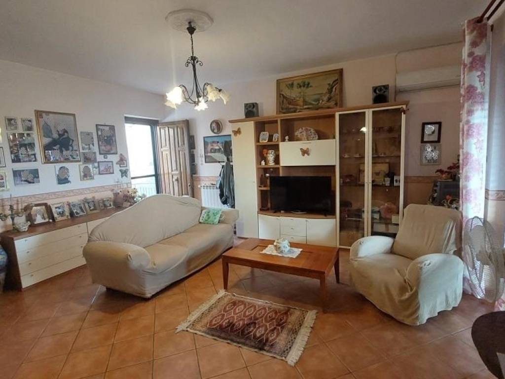 Appartamento a Riposto in Via San Francesco d'Assisi - Foto 4