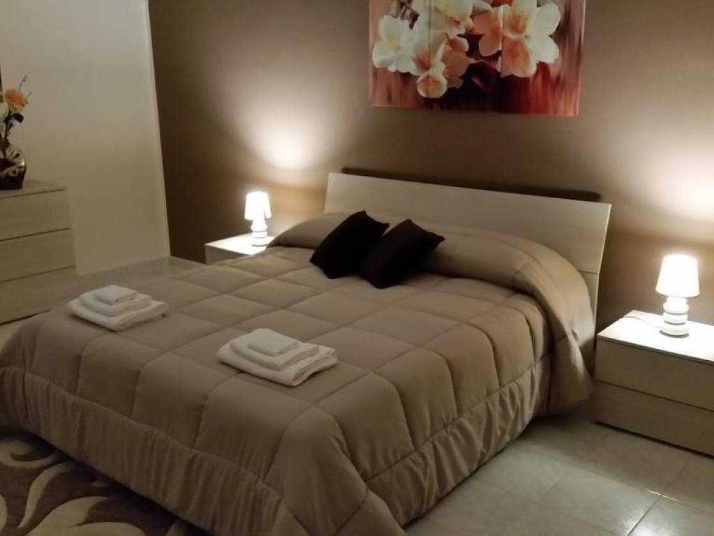 Appartamento a Noto in Via Giovanni Aurispa - Foto 4