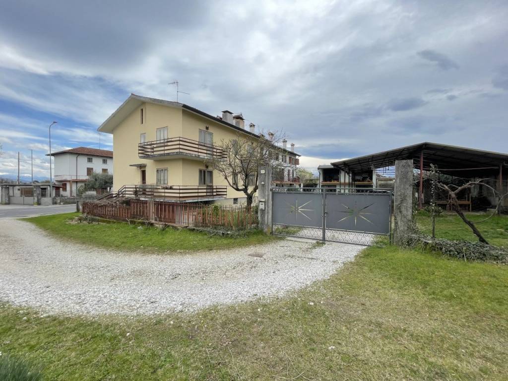 Casa indipendente a Udine in Via Buttrio - Foto 3