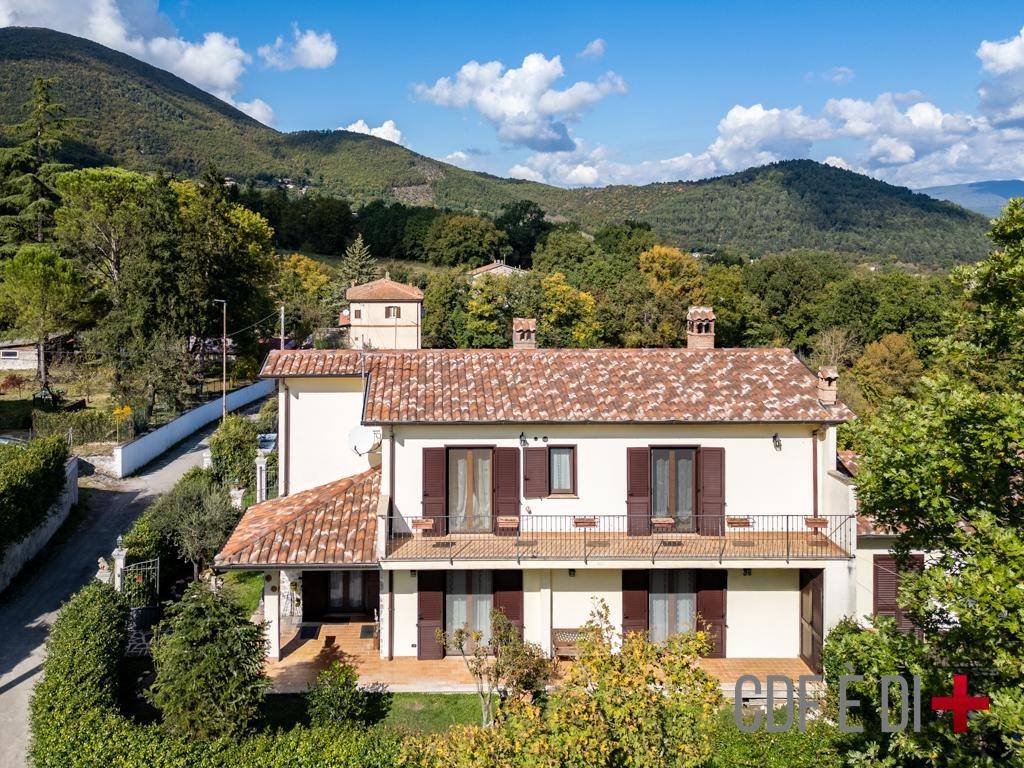 Villa a Greccio in Via Capoliminti - Foto 2