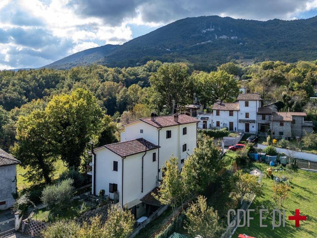 Villa a Greccio in Via Capoliminti - Foto 5