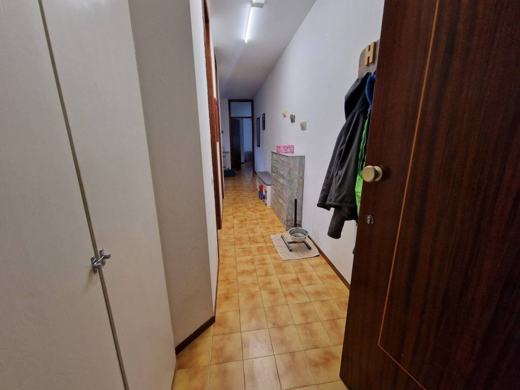 Appartamento a Ivrea in Via Cascinette, 77 - Foto 2