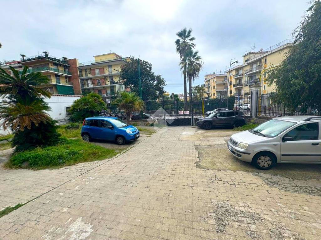 Appartamento a Portici in Via Armando Diaz, 117 - Foto 2