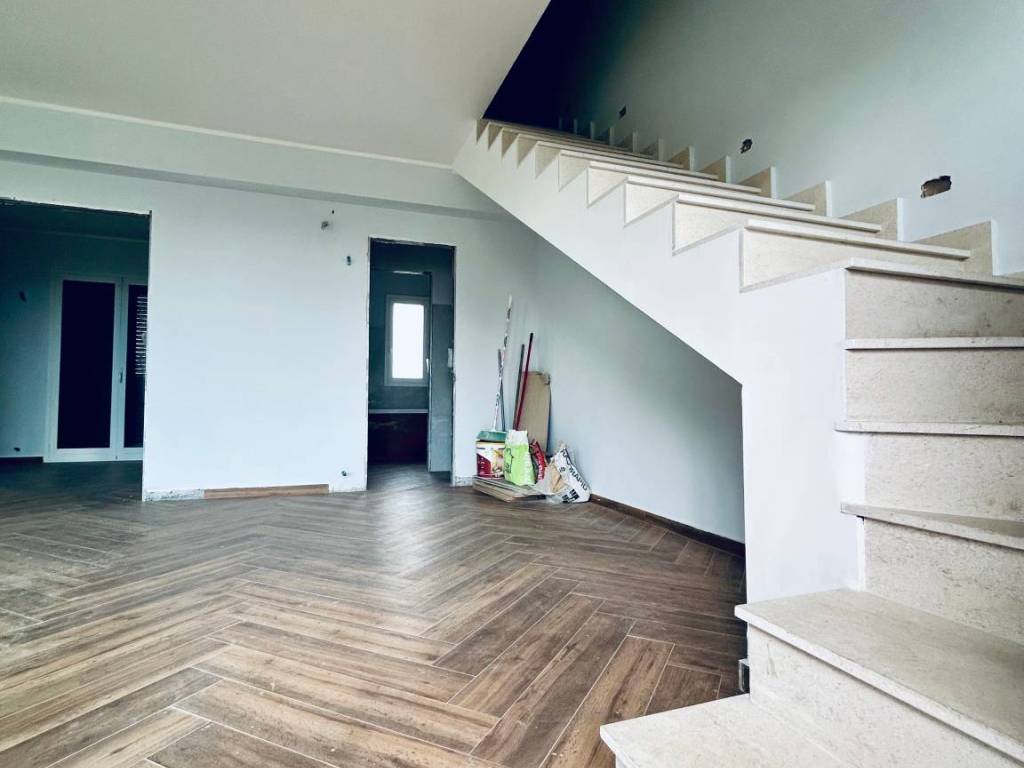 Villetta a schiera a Aci sant'antonio - Foto 4