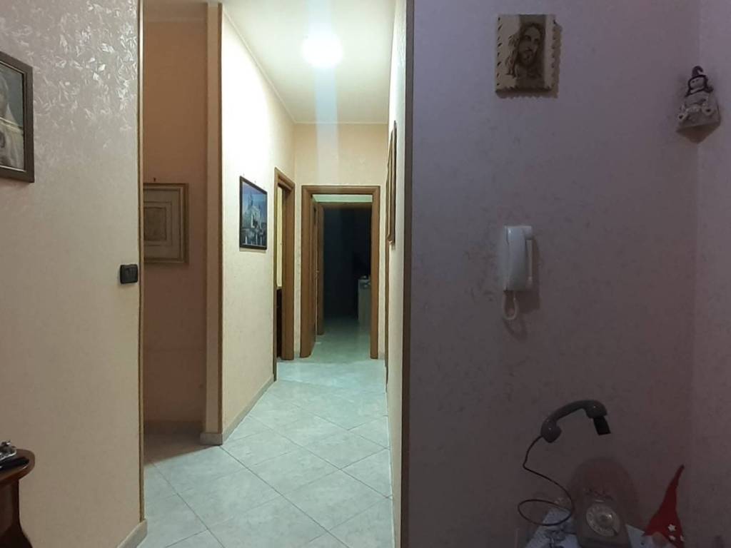 Appartamento a Catanzaro in Piazza Castelfidardo - Foto 4