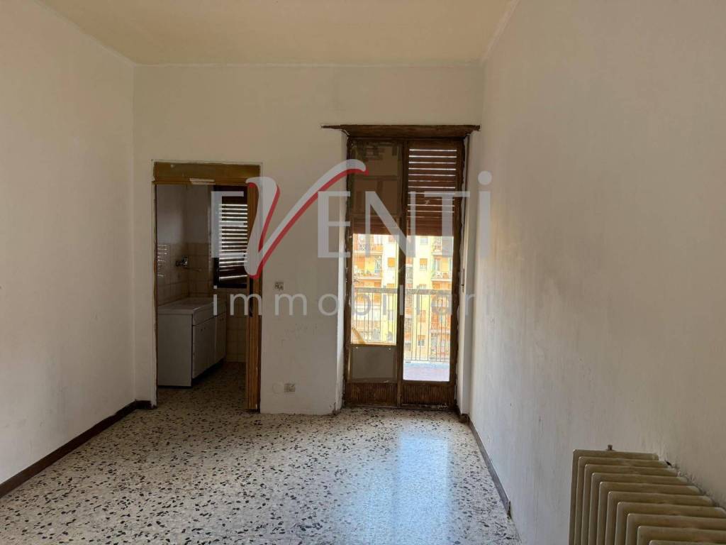 Appartamento a Pinerolo in VIA DE RUBEIS - Foto 3