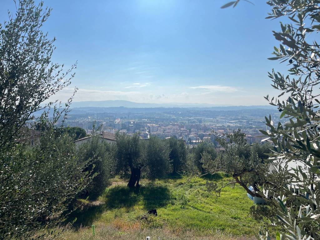 Terreno a Perugia in Via Bartolomeo Grazioli - Foto 2