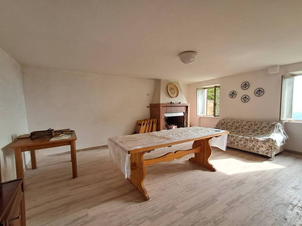 Casa indipendente a Ascoli piceno in Frazione Case di Cioccio - Foto 3