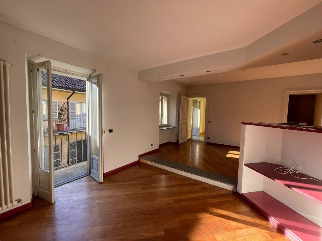 Appartamento a Chieri in Via Cesare Balbo, 2 - Foto 3