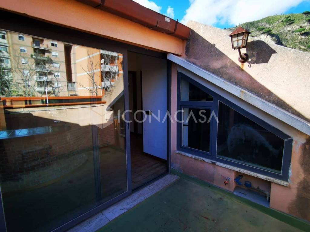 Appartamento a Messina in Via Umberto Terracini - Foto 4