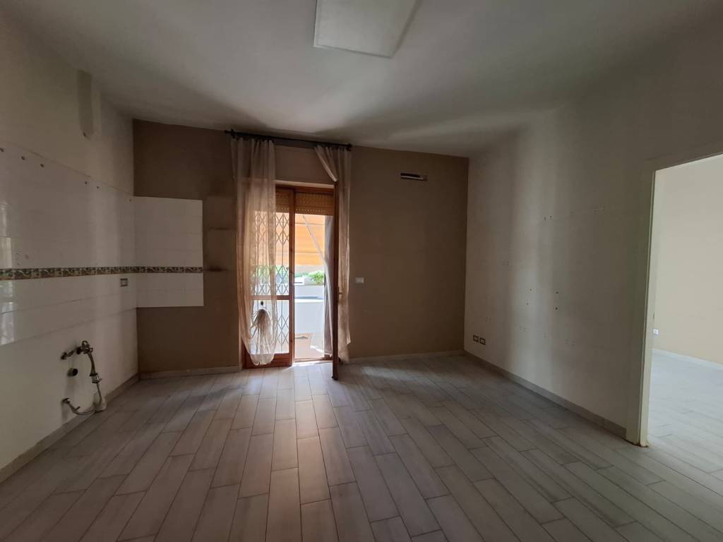 Appartamento a Trani in Via Giovanni Giolitti, 34 - Foto 3