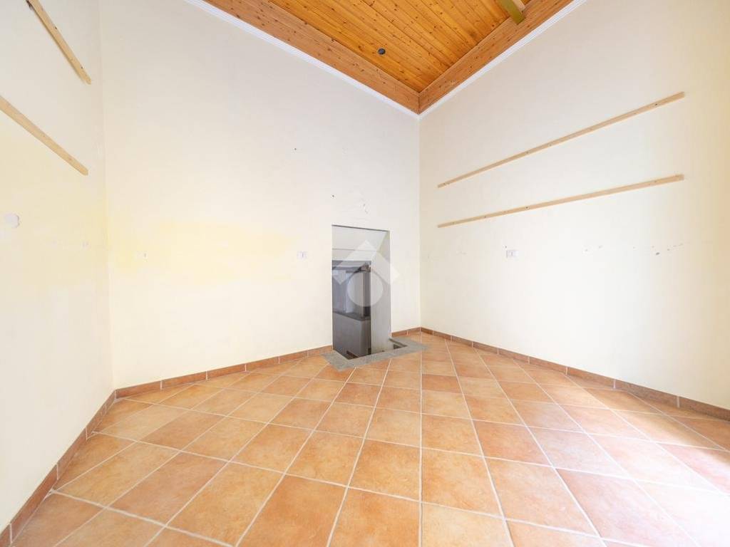 Rustico / casale a Monte porzio catone in Via Vittorio Emanuele II, 47 - Foto 3