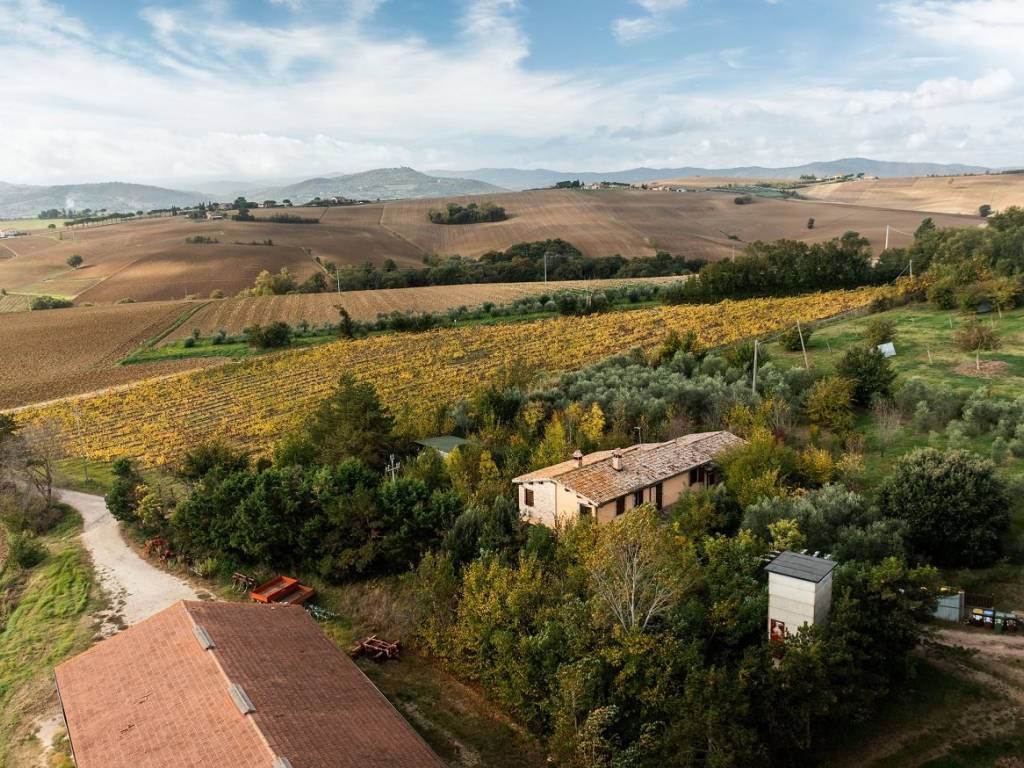 Rustico / casale a Marsciano in Via Fratelli Ceci - Foto 4