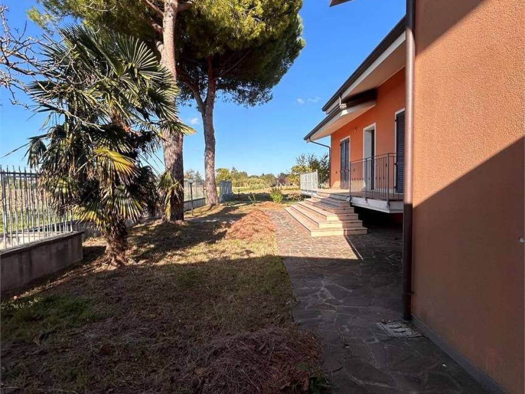 Villa a Rimini in Via Maceri, 25 - Foto 2