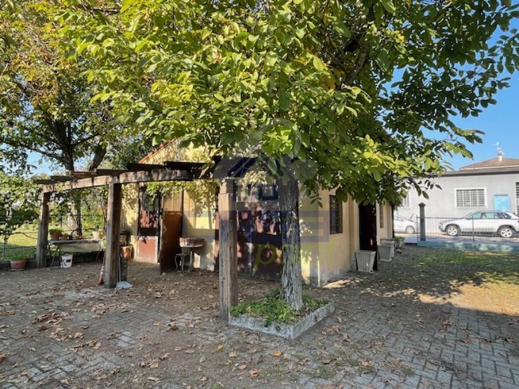 Casa indipendente a Castelvetro piacentino in VIA DUCHI MOLINARI - Foto 5