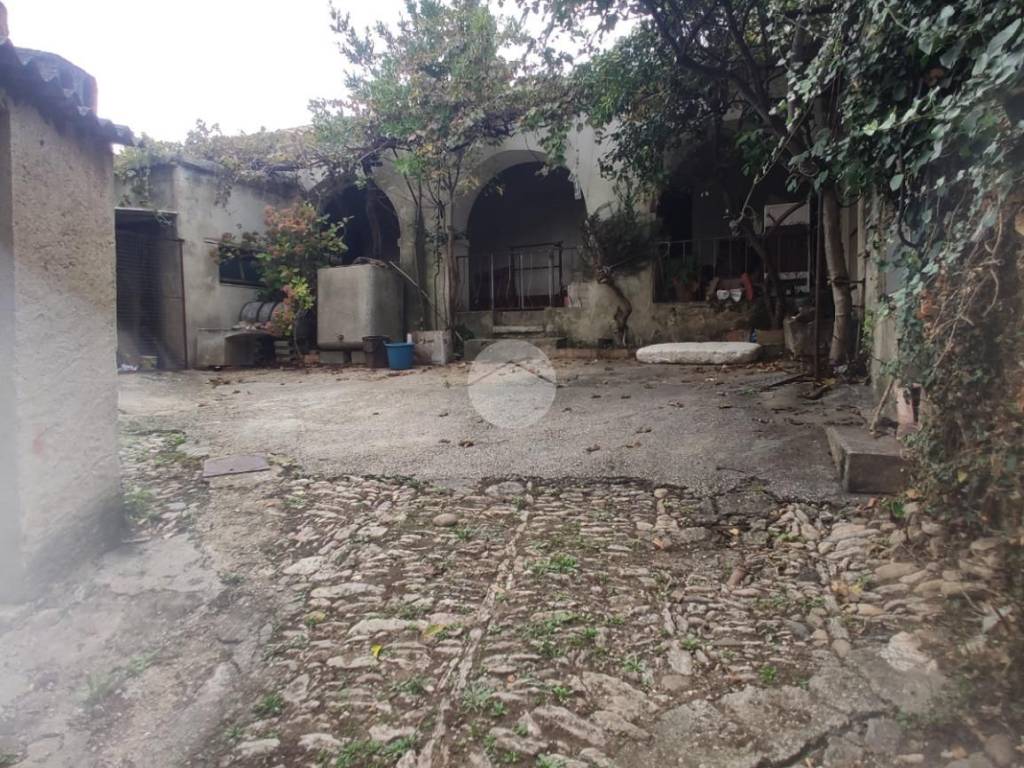 Rustico / casale a San basilio in Vicolo Primo Umberto Primo, 11 - Foto 2