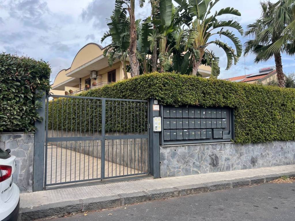 Appartamento a Aci catena in Via Cubisia, 33 - Foto 3