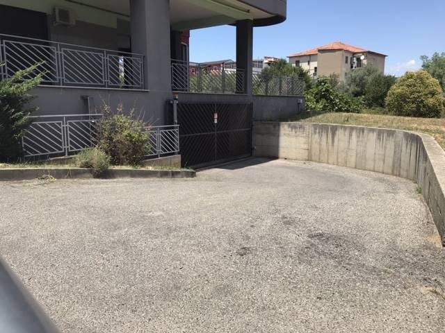 Box / garage a Cosenza - Foto 2