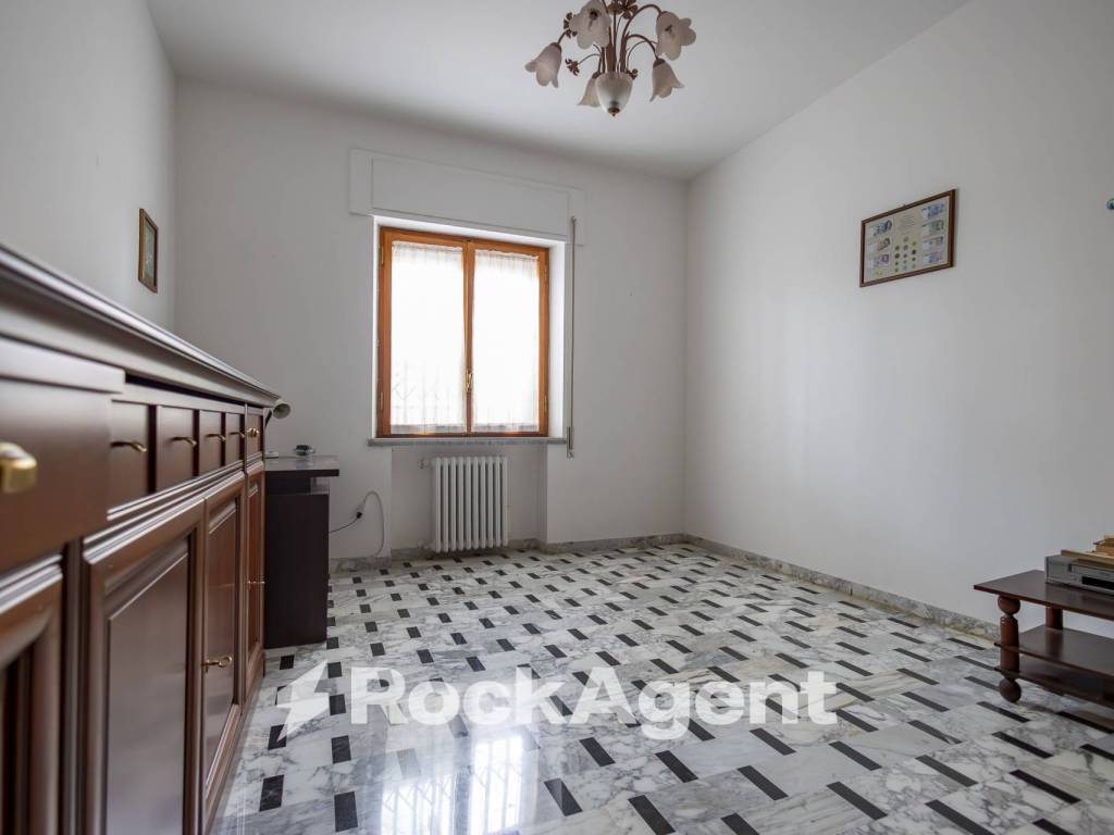 Appartamento a Catanzaro in Via Nicola Lombardi, 9 - Foto 2