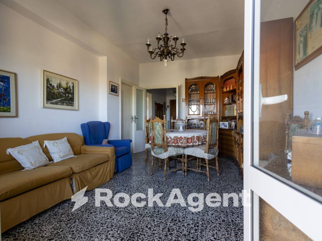 Appartamento a Catanzaro in Via Menichini, 2 - Foto 4