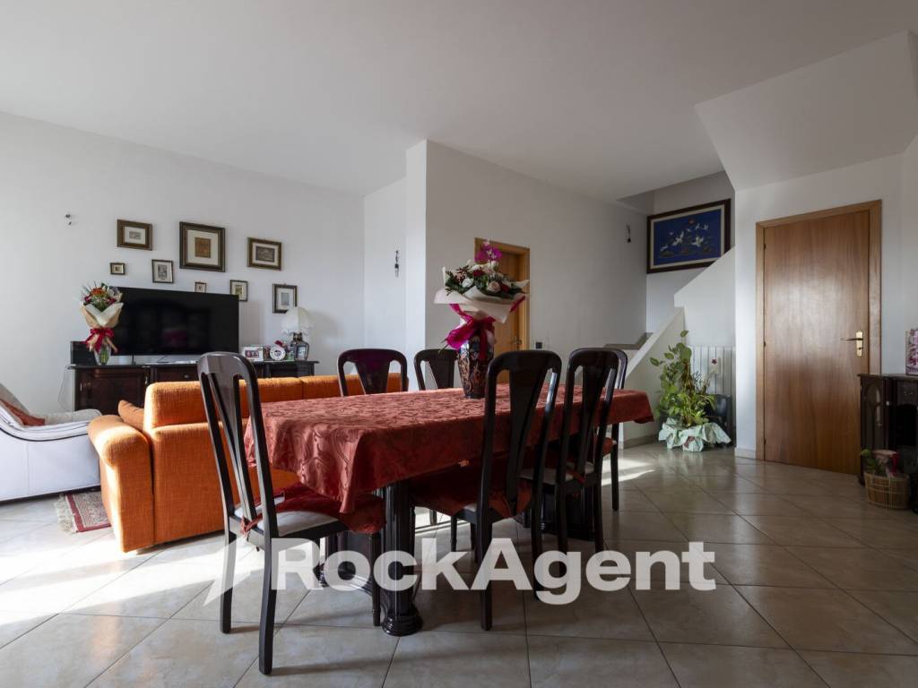 Villa a Soveria simeri in Via Roberto Niederer - Foto 2